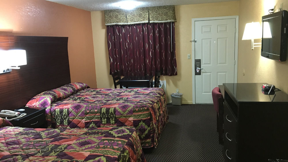 Redwood Inn - White Hall מראה חיצוני תמונה