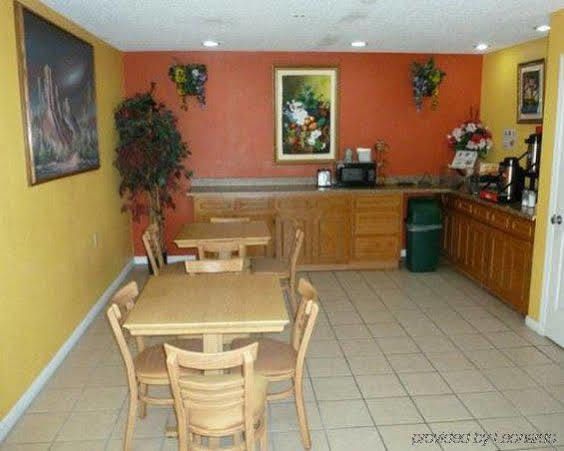 Redwood Inn - White Hall מראה חיצוני תמונה