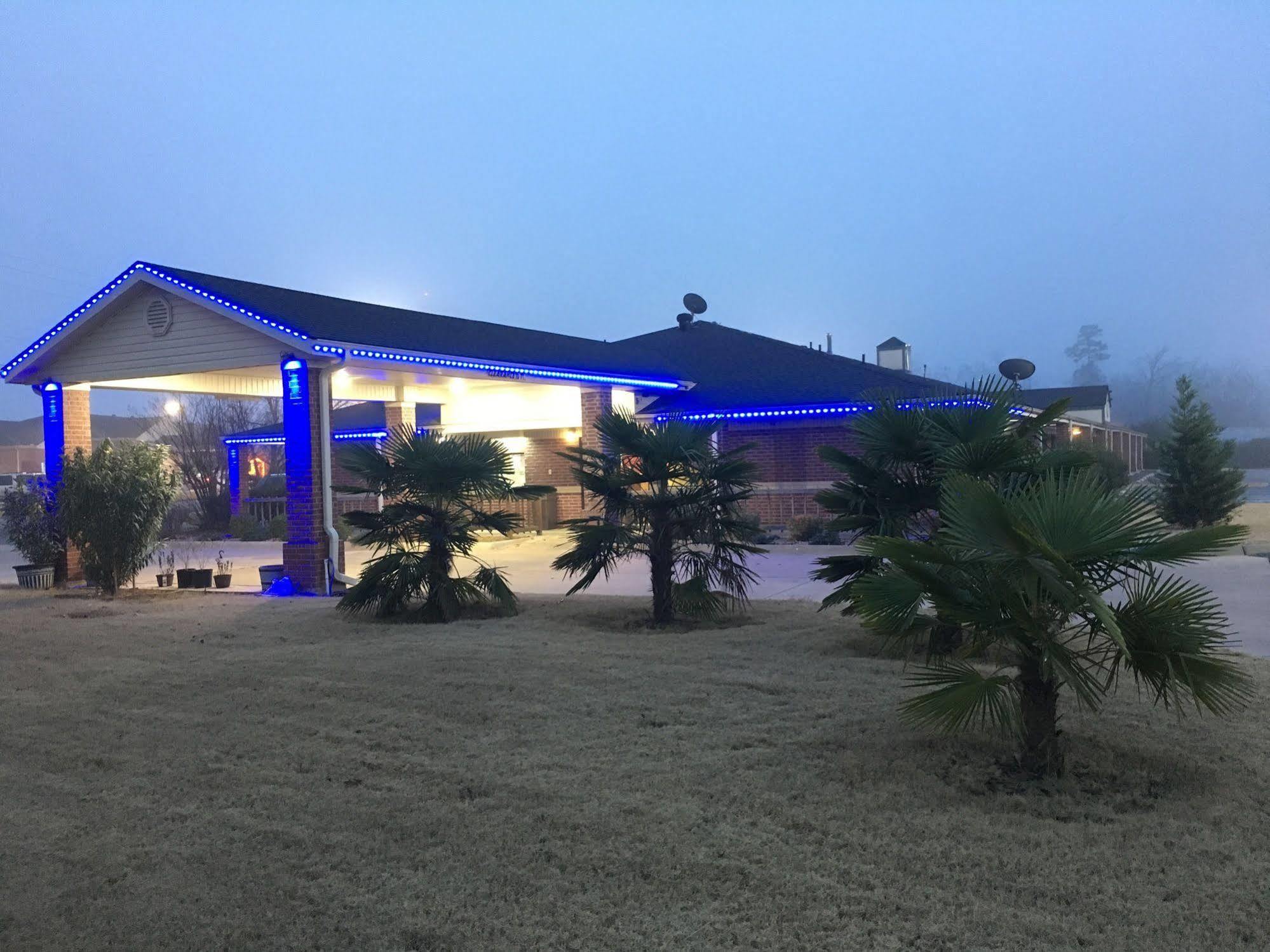 Redwood Inn - White Hall מראה חיצוני תמונה